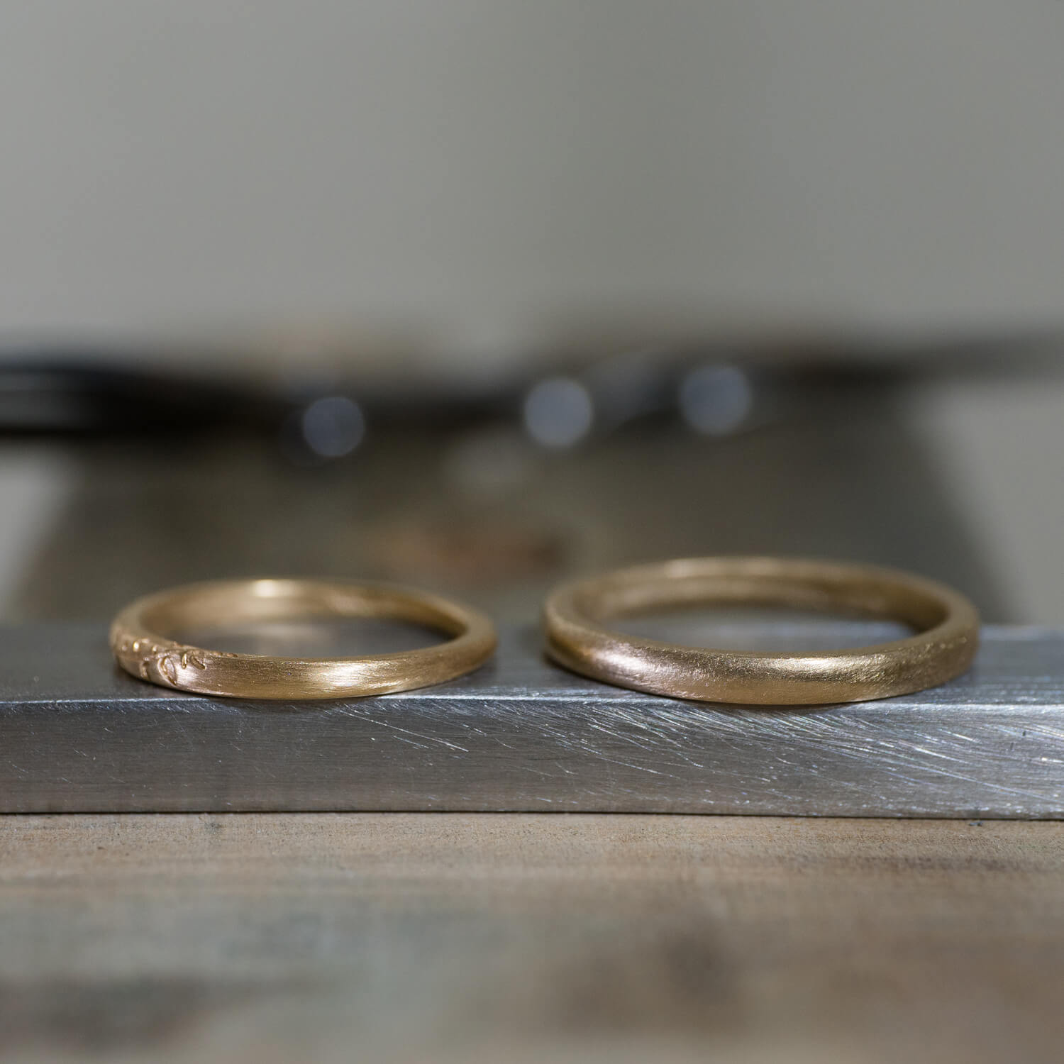 オーダーメイドマリッジリングの制作過程　屋久島ジュエリーのアトリエ　ゴールド　屋久島でつくる結婚指輪