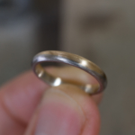 オーダーメイドマリッジリングの制作風景　ジュエリーのアトリエ　屋久島の海モチーフ　プラチナ、ゴールド　屋久島でつくる結婚指輪　