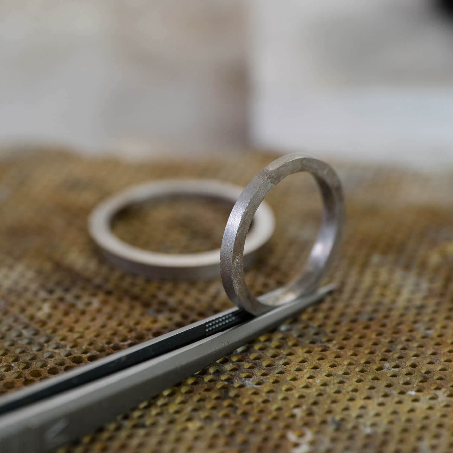オーダーメイドマリッジリングの制作過程　屋久島ジュエリーのアトリエ　プラチナ　屋久島でつくる結婚指輪
