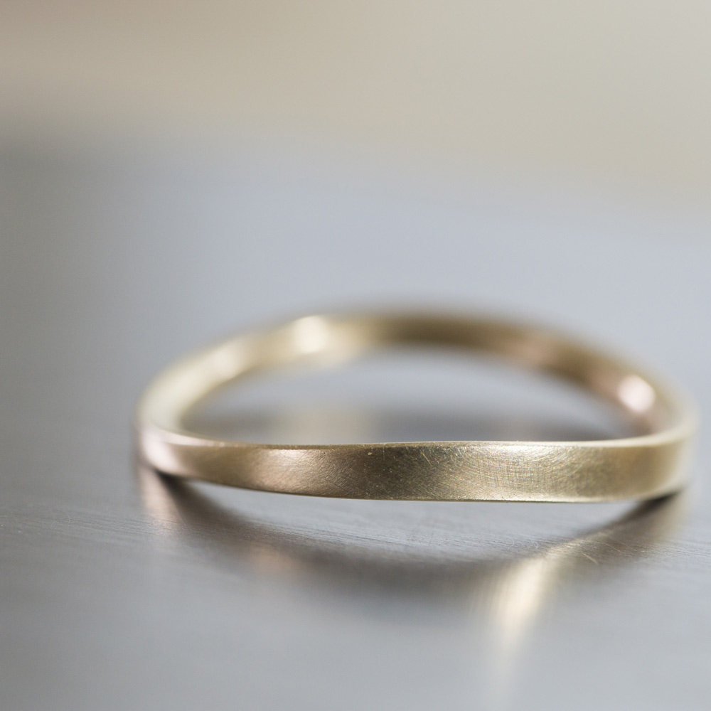 波のアウトラインのマリッジリング3　シャンパンゴールド　屋久島でつくる結婚指輪