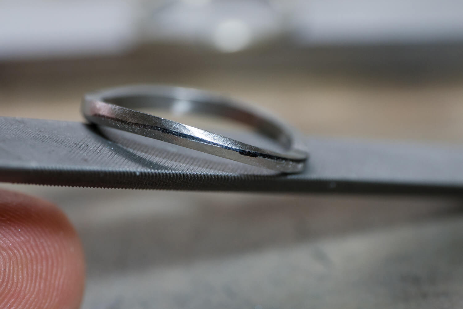 オーダーメイドマリッジリングの制作風景　ジュエリーのアトリエ　プラチナリング　屋久島でつくる結婚指輪