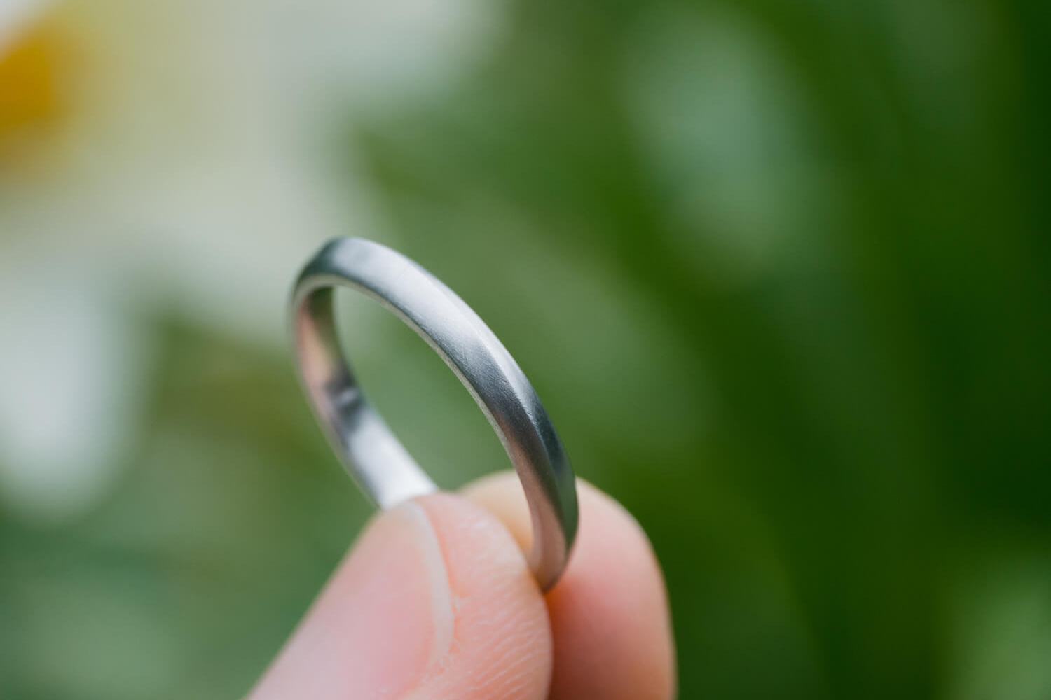 オーダーメイドマリッジリング　屋久島の緑バック　プラチナ　屋久島でつくる結婚指輪
