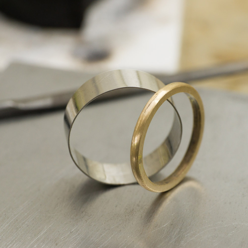 オーダーメイド結婚指輪の制作風景　プラチナ、ゴールド　屋久島で作る結婚指輪