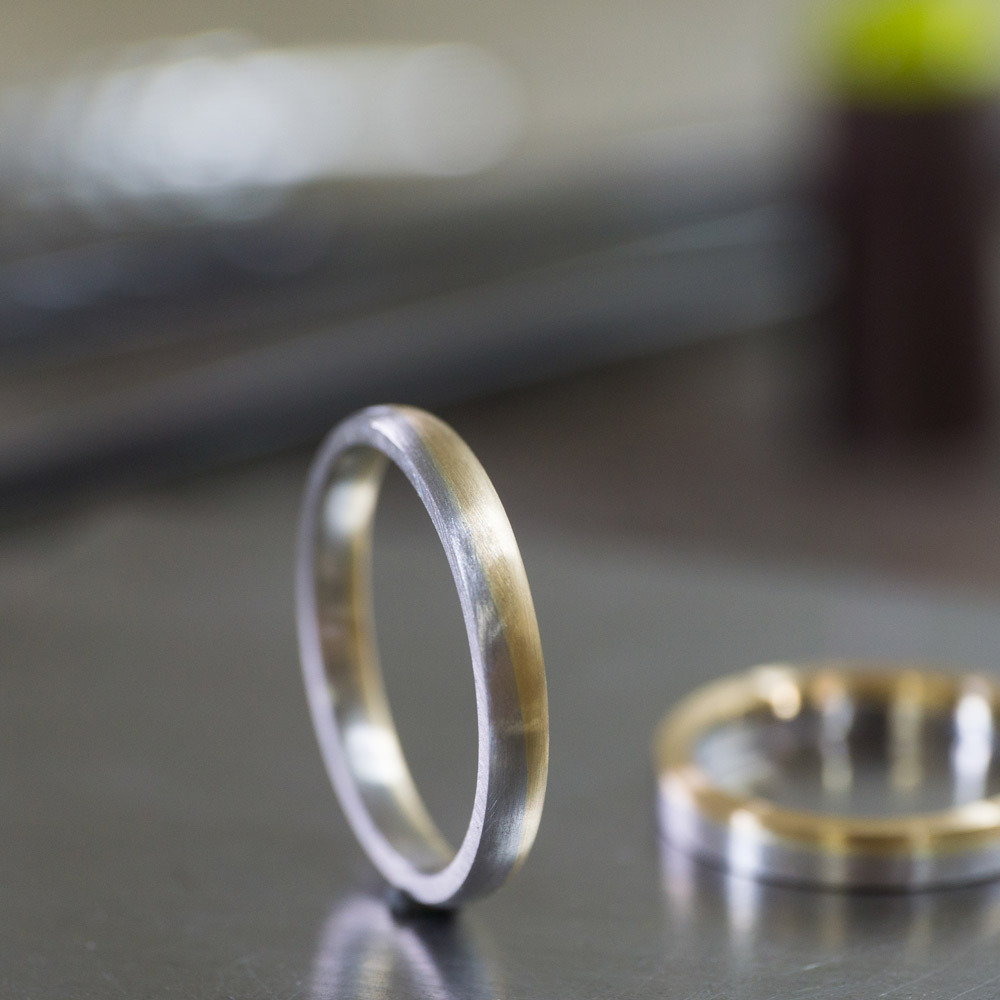 作業台　オーダーメイドのマリッジリング　ゴールド、プラチナ　屋久島でつくる結婚指輪